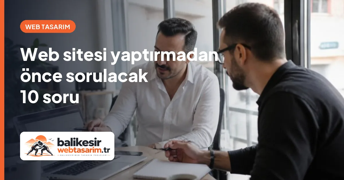 İşletme sahibi ve web tasarımcı web sitesi projesini konuşuyor